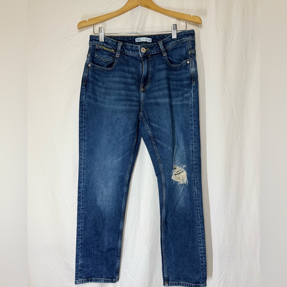 Zara Blue Straight Jeans with Distressed Details